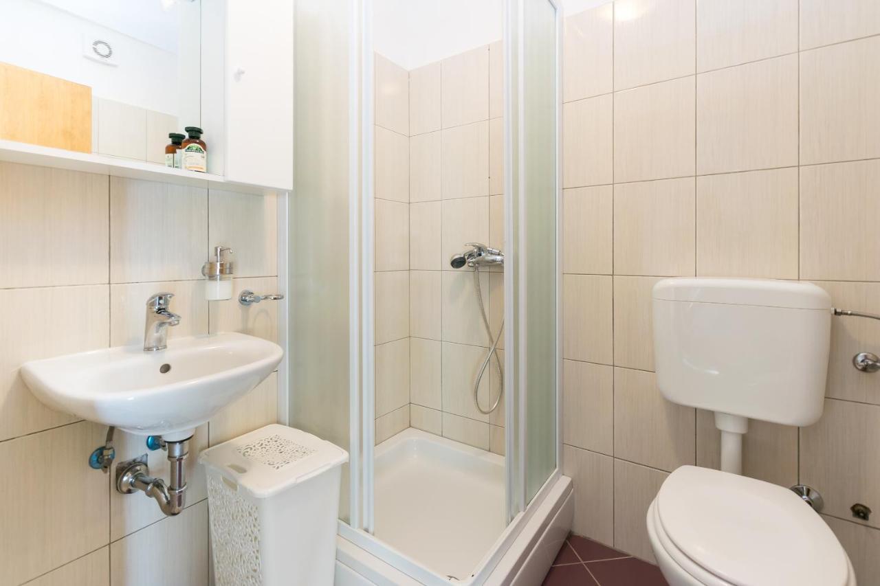 Holiday Home Olga With Pool &Pet Friendly Pula Luaran gambar